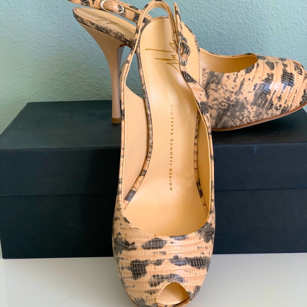 Giuseppe Zanotti Platform Slingbacks 37.5